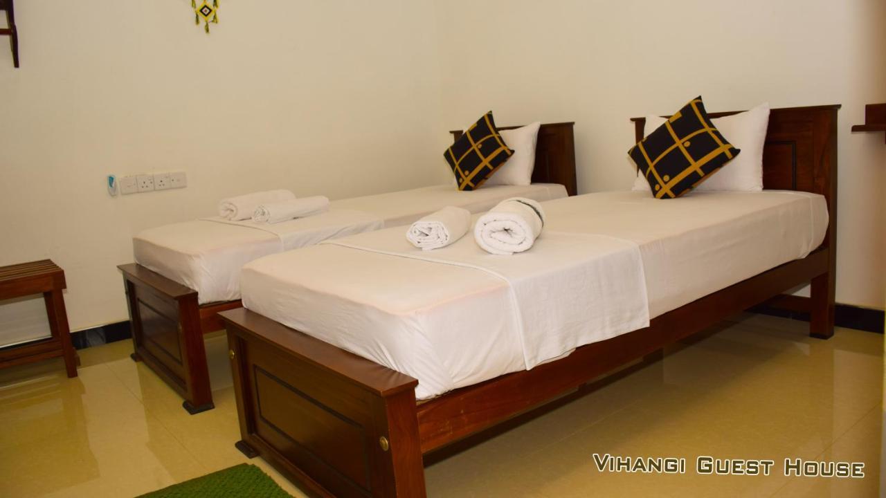 Vihangi Guesthouse Dambulla Esterno foto